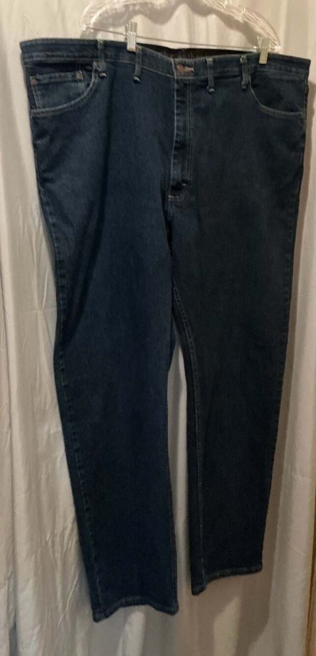 Wrangler Authentics Men's Relaxed Fit Straight Leg Jeans 48x32
